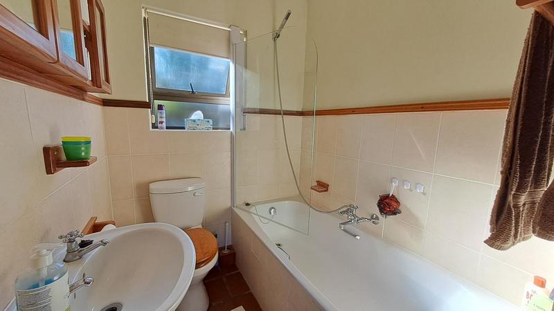 4 Bedroom Property for Sale in Stilbaai East Western Cape